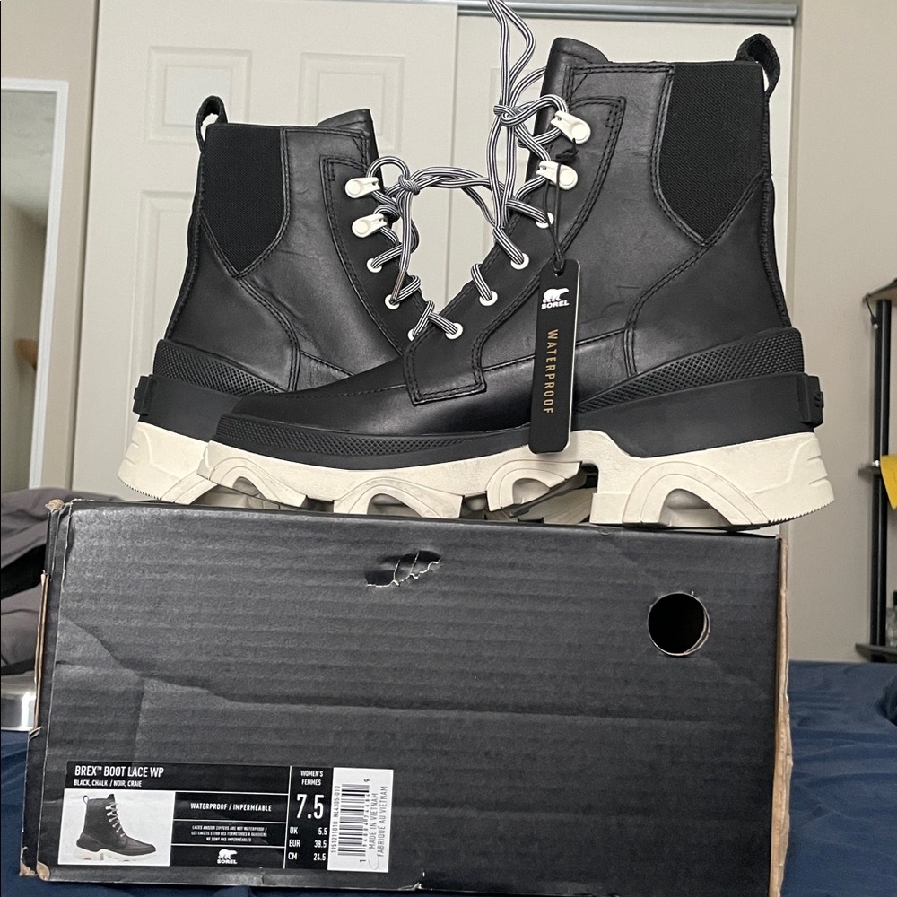 Sorel Black and Cream Lace-Up Boots